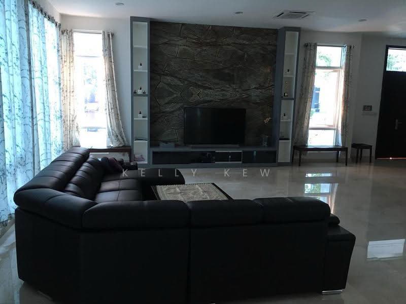 Bungalow House for Rent in Cyberjaya (Selangor) - Kelly Kew - Living Room - PropertyGuru.com.my