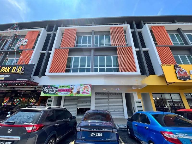Office for Rent in Bandar Tasik Puteri (Rawang) - Ryan Tan - Exterior - PropertyGuru.com.my