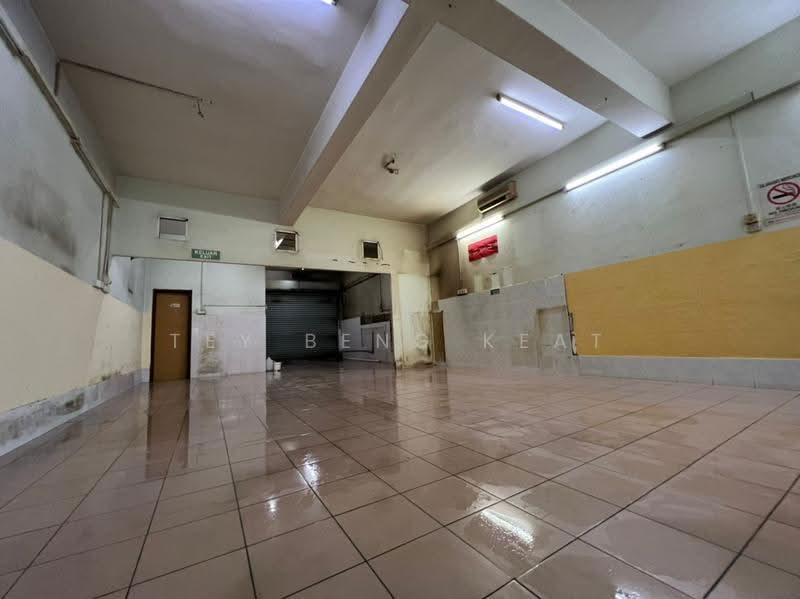 Shop for Rent in Ampang Mewah (Ampang) - Tey Beng Keat - Interior - PropertyGuru.com.my
