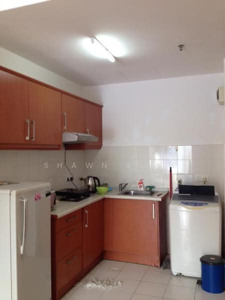 Service Residence for Rent at Maytower Serviced Residences - Shawn Kuan - Kitchen - PropertyGuru.com.my