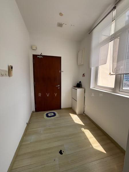 Service Residence for Sale at One One Eight (118 @ Island Plaza) - Mervyn Seah - Entrance - PropertyGuru.com.my