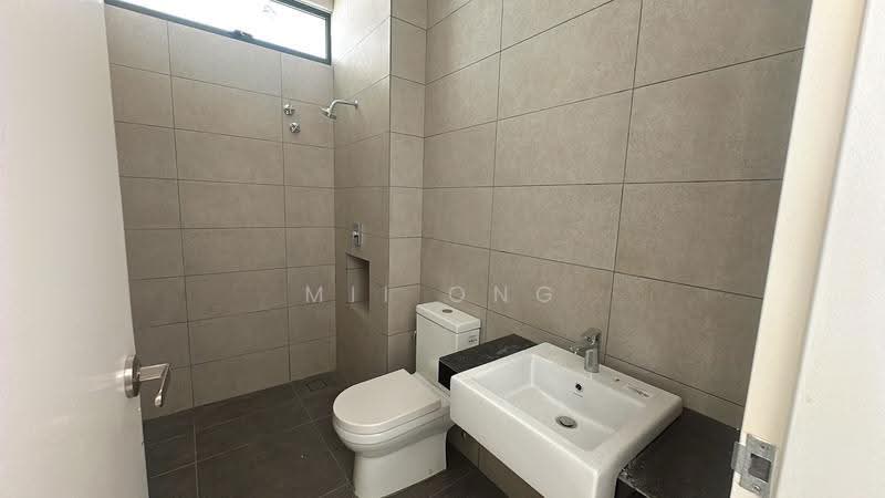 Rumah Berkembar untuk Dijual di Bemban (Melaka) - Mii Ong - Bathroom - PropertyGuru.com.my