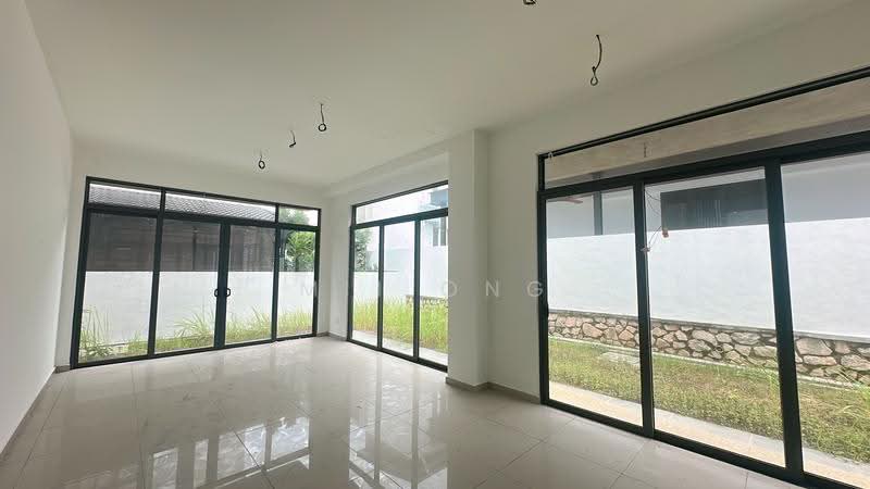 Rumah Berkembar untuk Dijual di Bemban (Melaka) - Mii Ong - Living Room - PropertyGuru.com.my