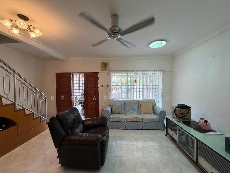 2-storey Terraced House for Sale in Bayan Baru (Penang) - Bernard Chew - Living Room - PropertyGuru.com.my