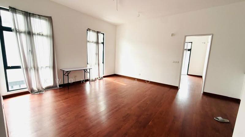 Semi-Detached House for Sale in Sungai Buloh (Selangor) - Kwong Xiao Wei - Living Room - PropertyGuru.com.my