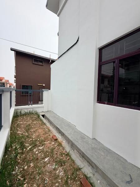 2-storey Terraced House for Sale in Mutiara Rini (Skudai) - Marcus Tey - Exterior - PropertyGuru.com.my