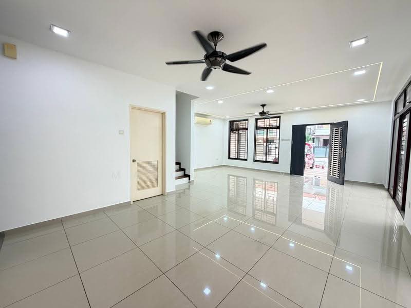 2-storey Terraced House for Sale in Mutiara Rini (Skudai) - Marcus Tey - Living Room - PropertyGuru.com.my