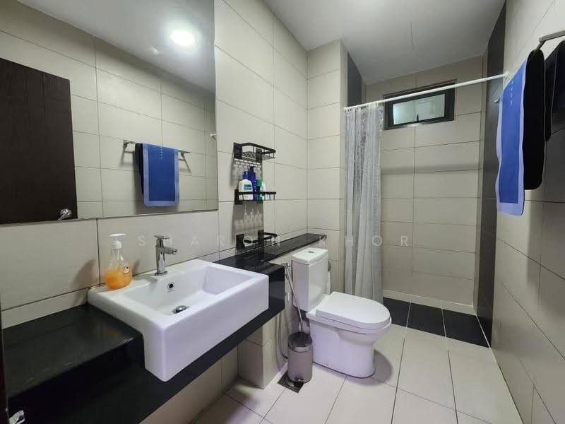 Condominium for Rent at Marinox Sky Villas - Sharon Khor - Bathroom - PropertyGuru.com.my