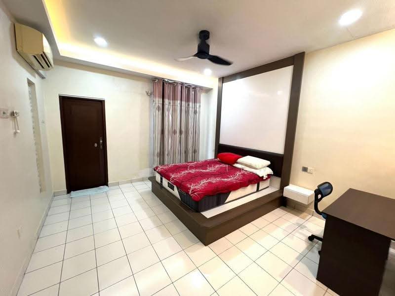 2-storey Terraced House for Sale in Taman Mutiara Rini (Skudai) - Tom Chiew - Bedroom - PropertyGuru.com.my