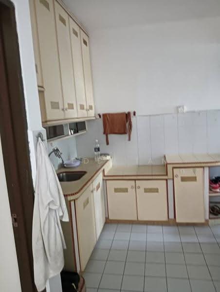Apartment for Sale at Ruby Apartment - Freddy Tan - Kitchen - PropertyGuru.com.my