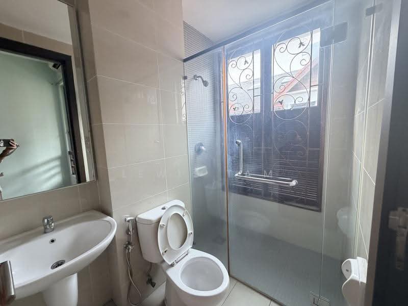 Rumah Teres 2-Tingkat untuk Dijual di Puchong (Selangor) - Lewis Tam - PropertyGuru.com.my