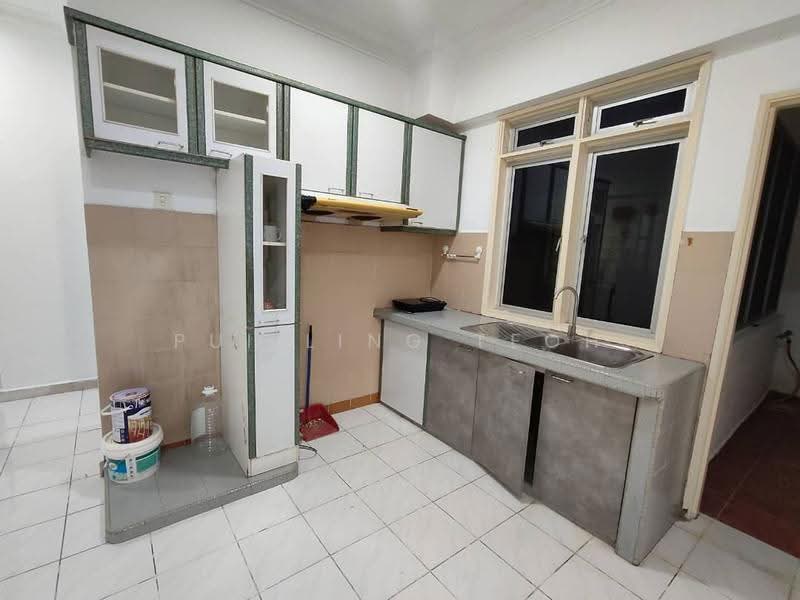 Apartment for Sale at Sri Mutiara - Pui Ling Teoh - Kitchen - PropertyGuru.com.my
