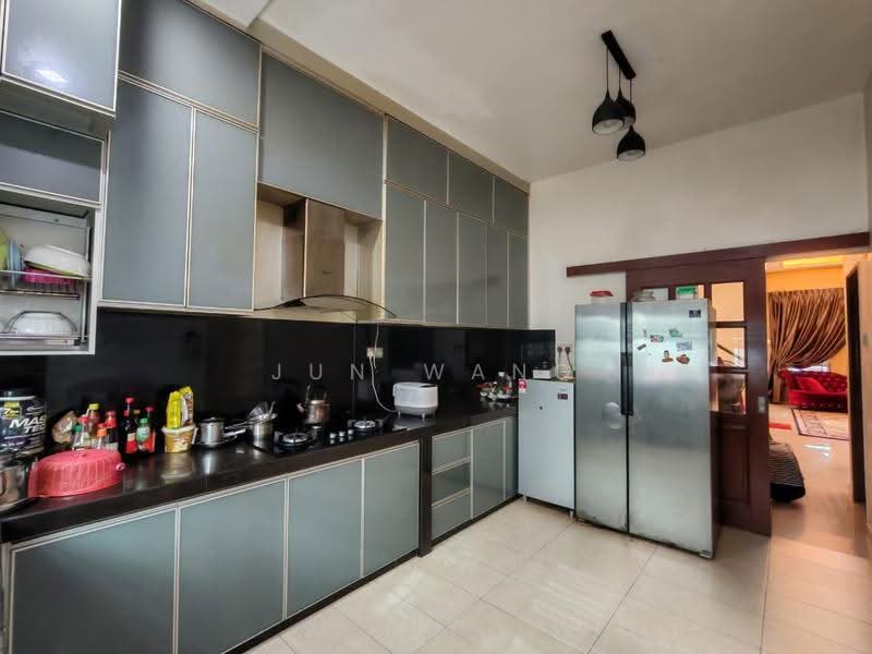 Rumah Teres 2-Tingkat untuk Dijual di Austin (Johor Bahru) - Jun Wang - Kitchen - PropertyGuru.com.my