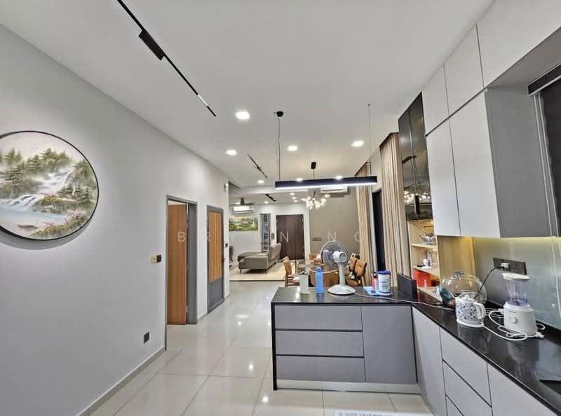 2-storey Terraced House for Sale in Jade Hills (Kajang) - Bryan Ng - Corridor - PropertyGuru.com.my