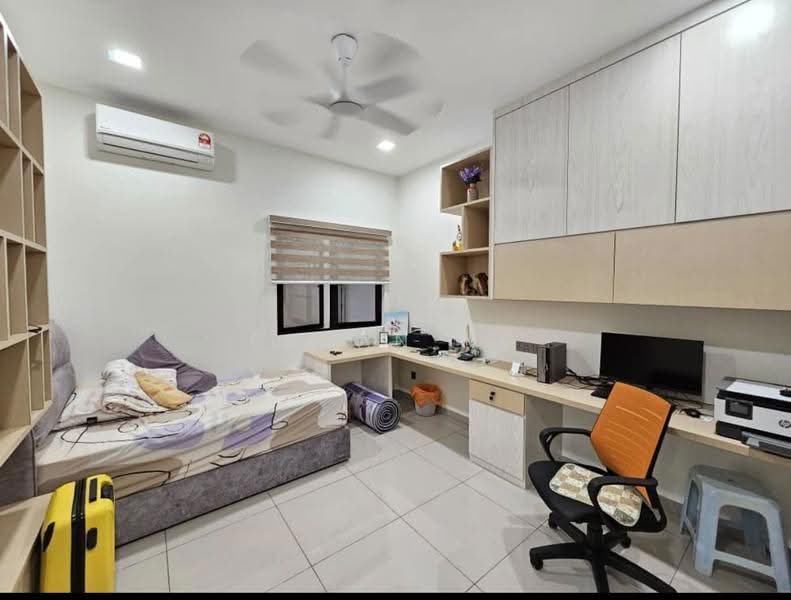 2-storey Terraced House for Sale in Jade Hills (Kajang) - Bryan Ng - Bedroom - PropertyGuru.com.my