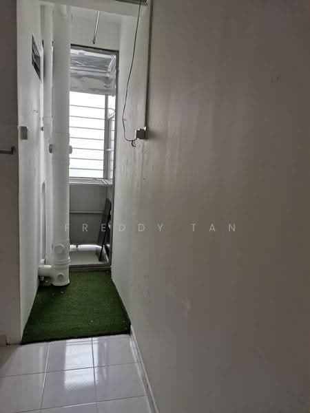 Pangsapuri untuk Dijual di GL Garden - Freddy Tan - Corridor - PropertyGuru.com.my