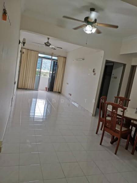 Pangsapuri untuk Dijual di GL Garden - Freddy Tan - Living Room - PropertyGuru.com.my