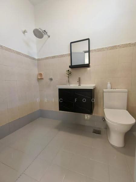 Rumah Teres 2-Tingkat untuk Dijual di Taman Meranti Jaya (Puchong) - Eric Foo - Bathroom - PropertyGuru.com.my