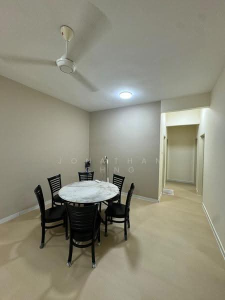 Apartment for Rent at One World 2 (1-Sky) - Jonathan Chng - Dining Room - PropertyGuru.com.my