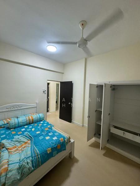 Apartment for Rent at One World 2 (1-Sky) - Jonathan Chng - Bedroom - PropertyGuru.com.my