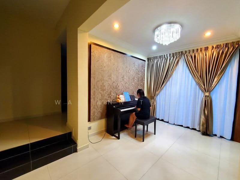 2-storey Terraced House for Sale in Lake Edge (Puchong) - Wai Ann Teng - Living Room - PropertyGuru.com.my