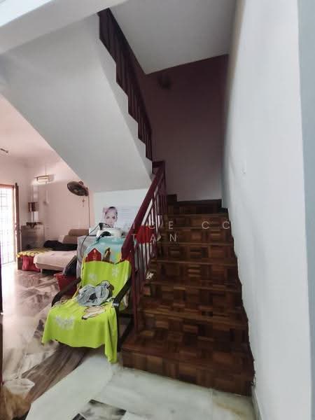 Rumah Teres untuk Dijual di Bandar Putra Permai (Seri Kembangan) - Janice CC Tan - Interior - PropertyGuru.com.my