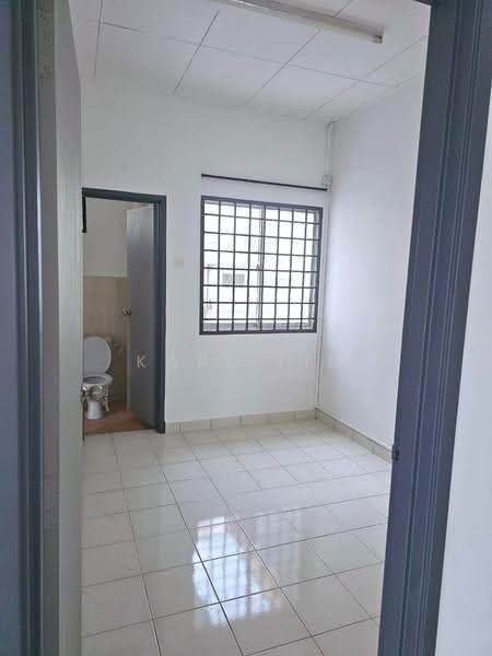 Rumah Teres 2-Tingkat untuk Dijual di Taman Sierra Perdana (Masai) - Karl Lim - Bathroom - PropertyGuru.com.my