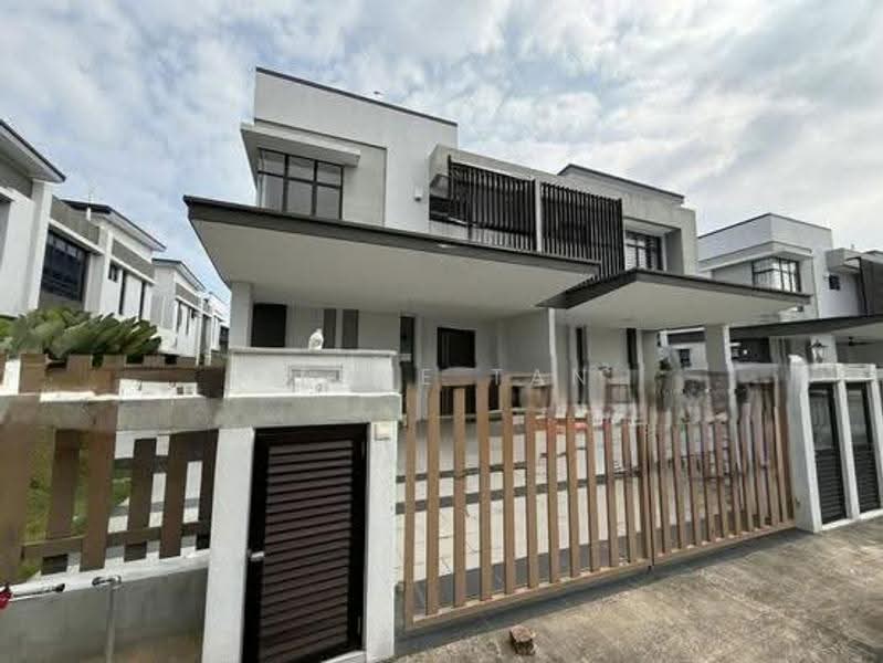 Cluster House for Sale in Hulu Langat (Selangor) - Irene Tan - Exterior - PropertyGuru.com.my