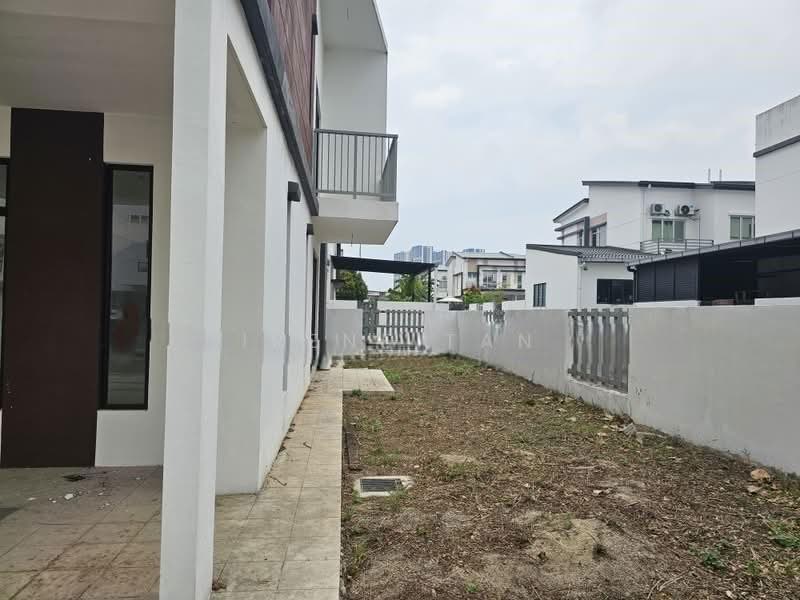 Cluster House for Sale in Hulu Langat (Selangor) - Irene Tan - Exterior - PropertyGuru.com.my
