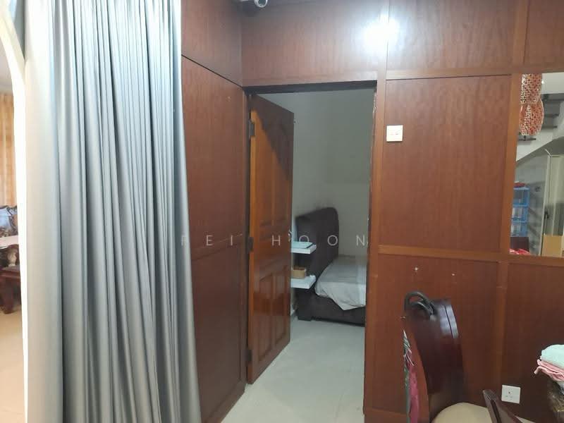 Semi-Detached House for Sale in Island Park (Jelutong) - Pei Hoon - Bedroom - PropertyGuru.com.my