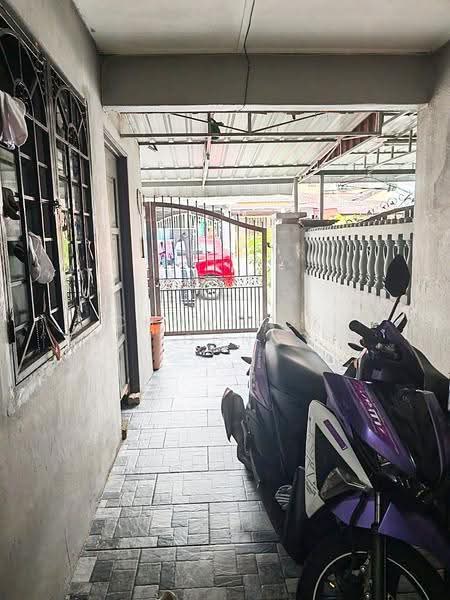 Rumah Teres 2-Tingkat untuk Dijual di BANDAR PUCHONG JAYA (Puchong) - Chow Kok Toong - Exterior - PropertyGuru.com.my