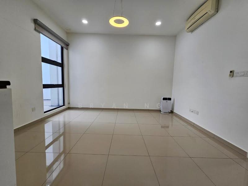 Rumah Teres 2-Tingkat untuk Dijual di Jade Hills (Kajang) - Bryan Ng - Living Room - PropertyGuru.com.my