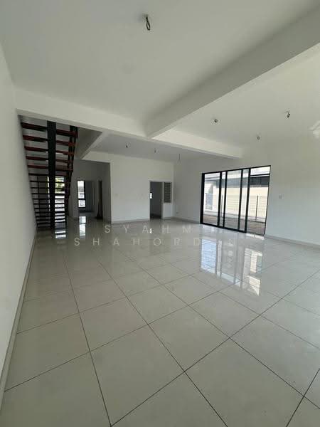 Rumah Teres untuk Dijual di Petaling Jaya (Selangor) - Syahmi Shahordin - Living Room - PropertyGuru.com.my