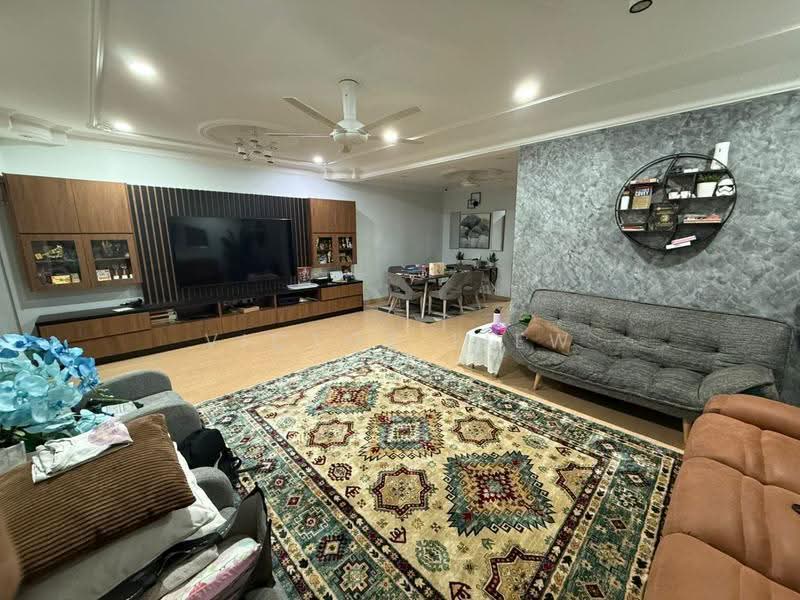 2-storey Terraced House for Sale in Seksyen 11 (Kota Damansara) - Victor Liew - Living Room - PropertyGuru.com.my