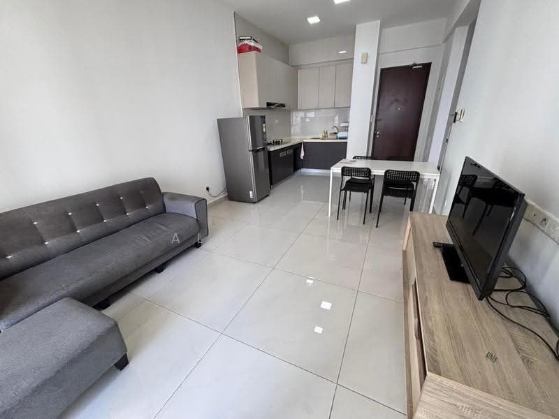 Condominium for Rent at Bay Point @ Country Garden Danga Bay - Alex Sieh - Living Room - PropertyGuru.com.my