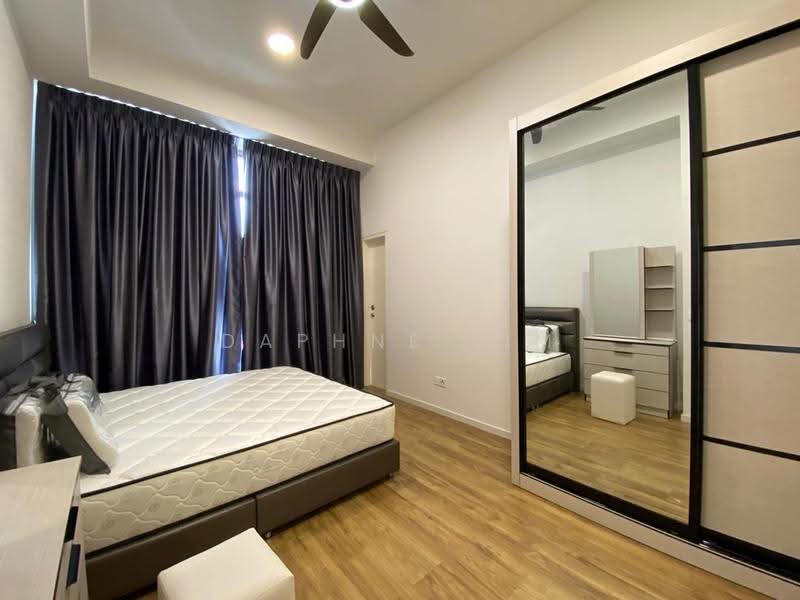 Kediaman Servis untuk Dijual di The Park Sky Residence - Daphne Lim - Bedroom - PropertyGuru.com.my