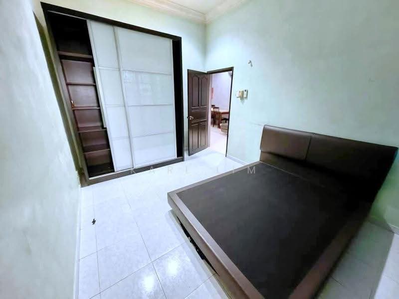 1-storey Terraced House for Sale in Taman Nusa Bestari 2 (Iskandar Puteri (Nusajaya)) - Karl Lim - Bedroom - PropertyGuru.com.my