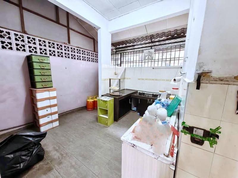 1-storey Terraced House for Sale in Taman Nusa Bestari 2 (Iskandar Puteri (Nusajaya)) - Karl Lim - Kitchen - PropertyGuru.com.my