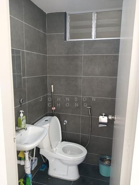 Service Residence for Rent at Midas @ Seri Alam - Johnson Chong - Bathroom - PropertyGuru.com.my