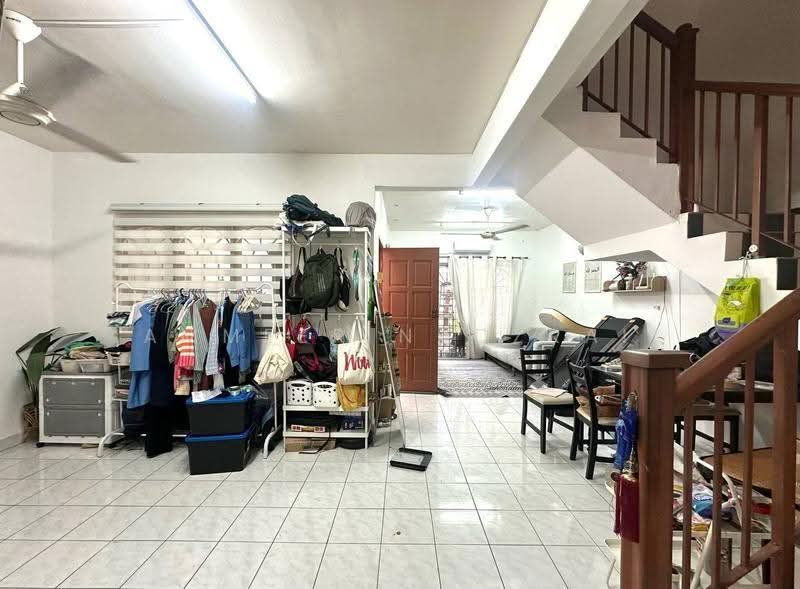 2-storey Terraced House for Sale in Bandar Baru Bangi (Selangor) - Ammeer Nadzrai - Living Room - PropertyGuru.com.my