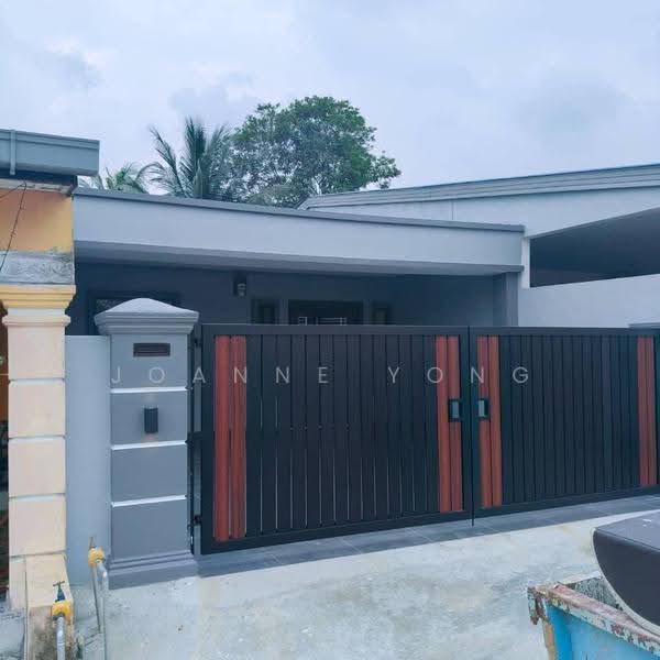 1-storey Terraced House for Sale in Tampoi (Johor) - Joanne Yong - Exterior - PropertyGuru.com.my