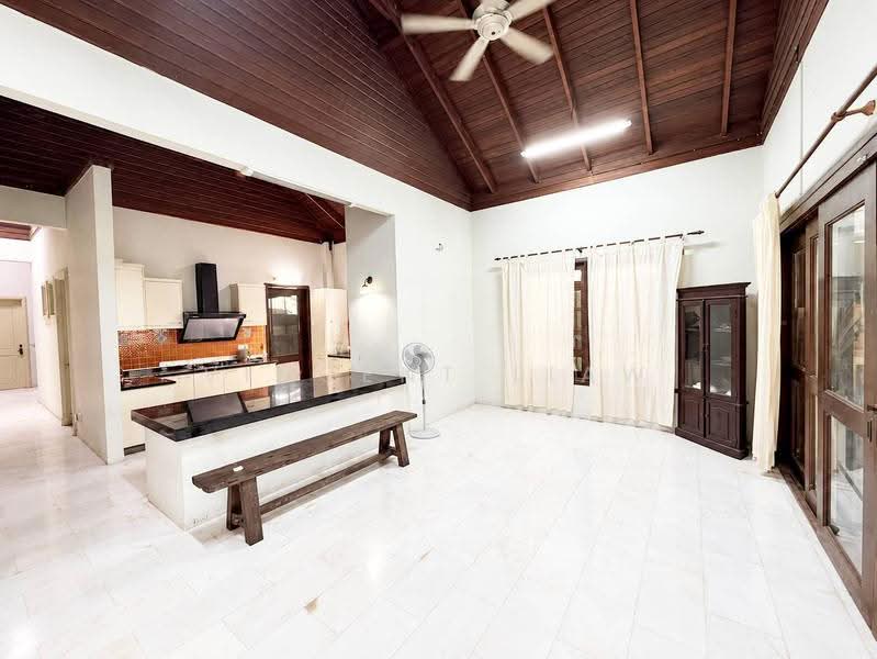 Bungalow House for Sale in Saujana (Selangor) - Vincent Liaw - Kitchen - PropertyGuru.com.my
