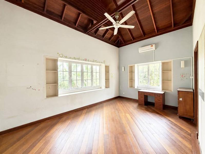 Bungalow House for Sale in Saujana (Selangor) - Vincent Liaw - Study - PropertyGuru.com.my