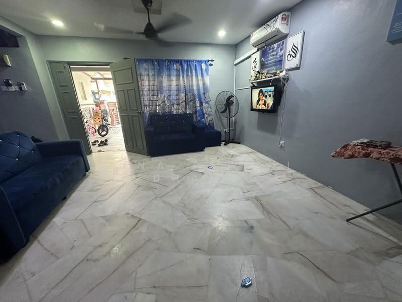 Terraced House for Sale in Taman Kantan Permai (Kajang) - Muna Zawani Muhamad - Living Room - PropertyGuru.com.my
