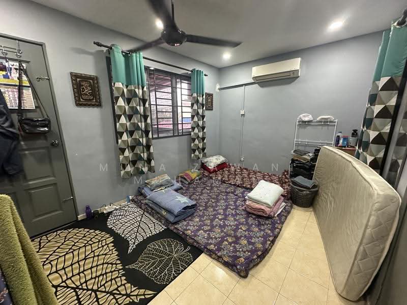 Terraced House for Sale in Taman Kantan Permai (Kajang) - Muna Zawani Muhamad - Bedroom - PropertyGuru.com.my