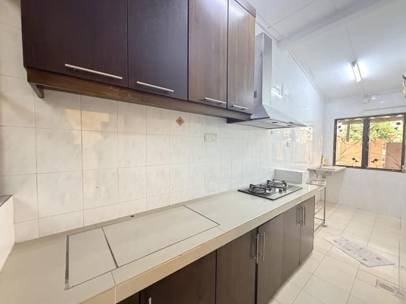 2-storey Terraced House for Sale in Puchong (Selangor) - Lewis Tam - Kitchen - PropertyGuru.com.my