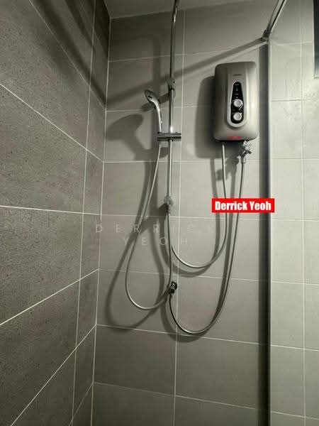 Condominium for Rent at Anggun Residences - Derrick Yeoh - Bathroom - PropertyGuru.com.my