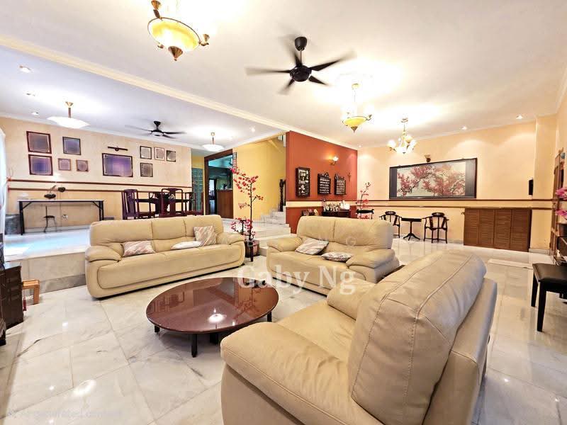 Rumah Berkembar untuk Dijual di Bandar Sungai Long (Selangor) - Gaby Ng - Living Room - PropertyGuru.com.my