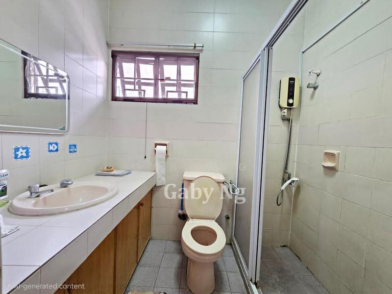 Rumah Berkembar untuk Dijual di Bandar Sungai Long (Selangor) - Gaby Ng - Bathroom - PropertyGuru.com.my