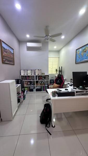 Rumah Teres 3-Tingkat untuk Dijual di Bukit Mertajam (Penang) - Jonathan Chng - Study - PropertyGuru.com.my